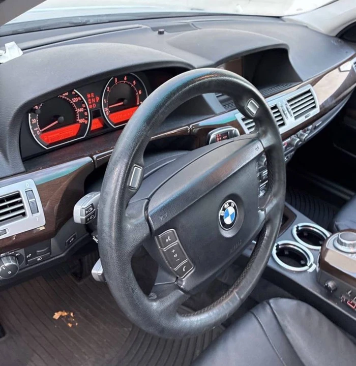 2006 BMW E65/E66 750i & 760i Sedan - Image 10 of 13