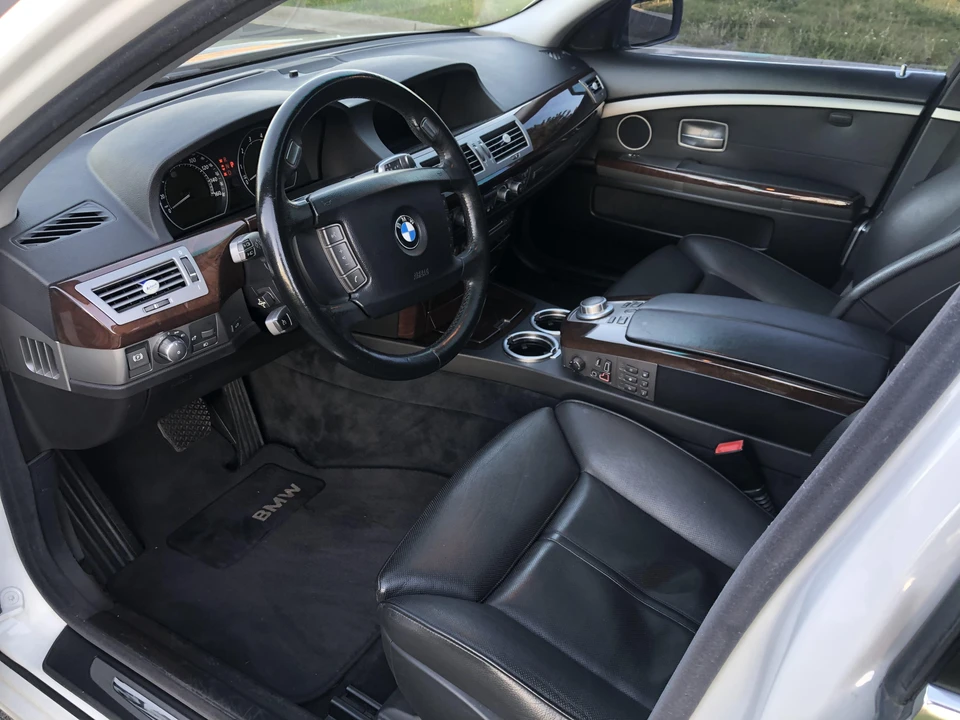 2006 BMW E65/E66 750i & 760i Sedan - Image 31 of 31