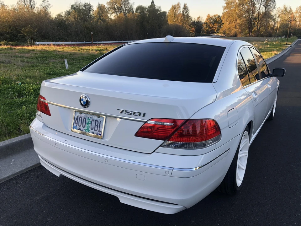 2006 BMW E65/E66 750i & 760i Sedan - Image 20 of 31