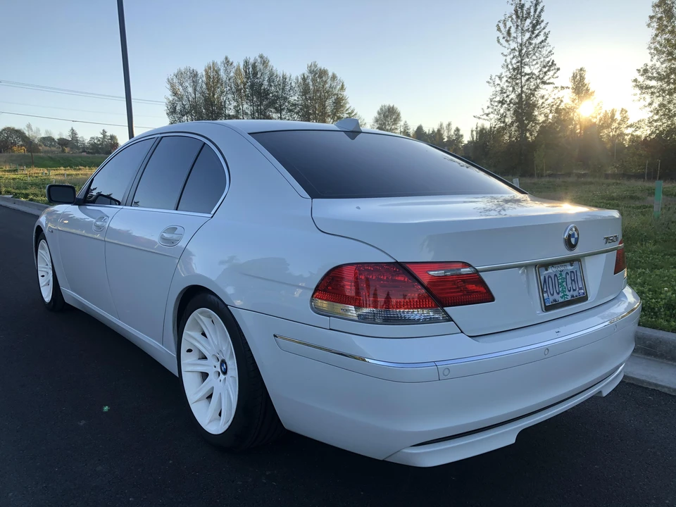 2006 BMW E65/E66 750i & 760i Sedan - Image 16 of 31
