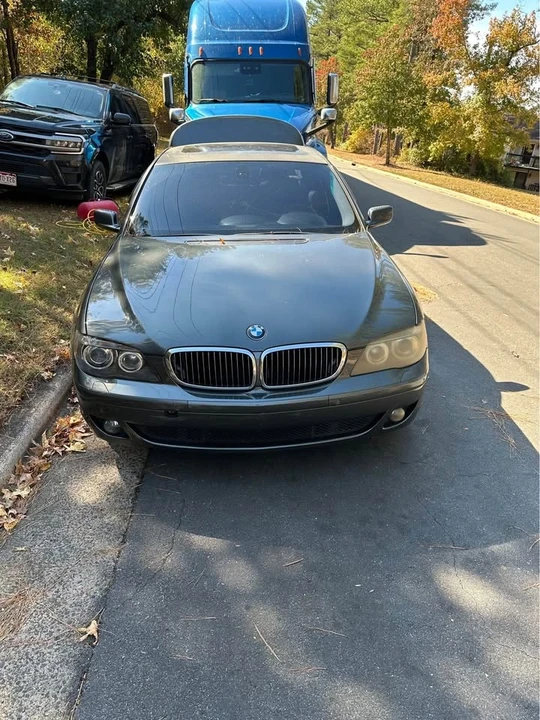 2006 BMW E65/E66 750i & 760i Sedan - Image 8 of 10