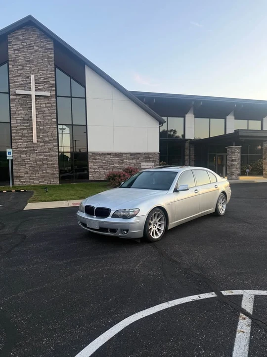 2006 BMW E65/E66 750i & 760i Sedan - Image 6 of 7