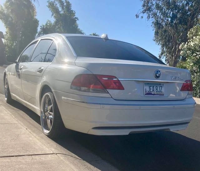 2006 BMW E65/E66 750i & 760i Sedan - Image 3 of 5
