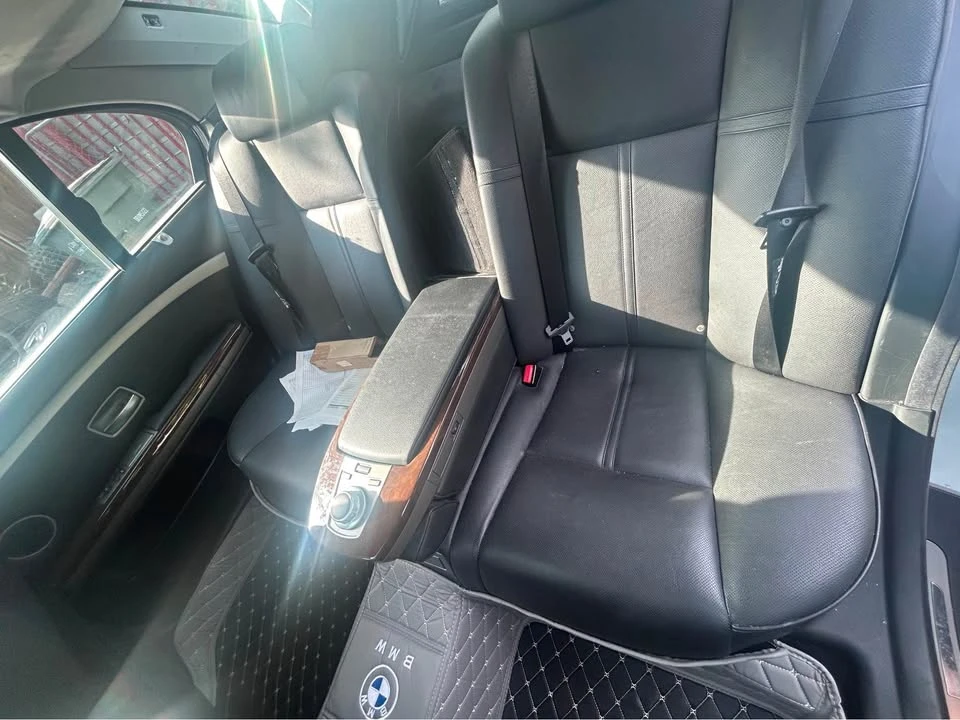 2006 BMW E65/E66 750i & 760i Sedan - Image 6 of 6