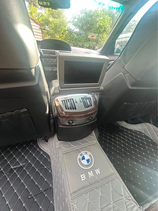 2006 BMW E65/E66 750i & 760i Sedan - Image 2 of 6