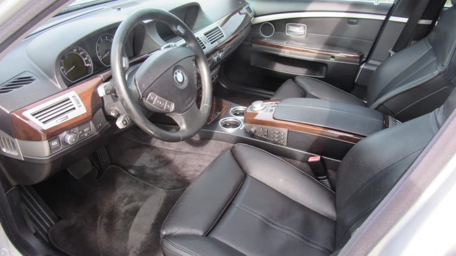 2006 BMW E65/E66 750i & 760i Sedan - Image 4 of 4