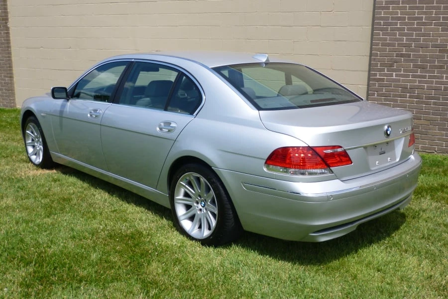 2006 BMW E65/E66 750i & 760i Sedan - Image 3 of 8