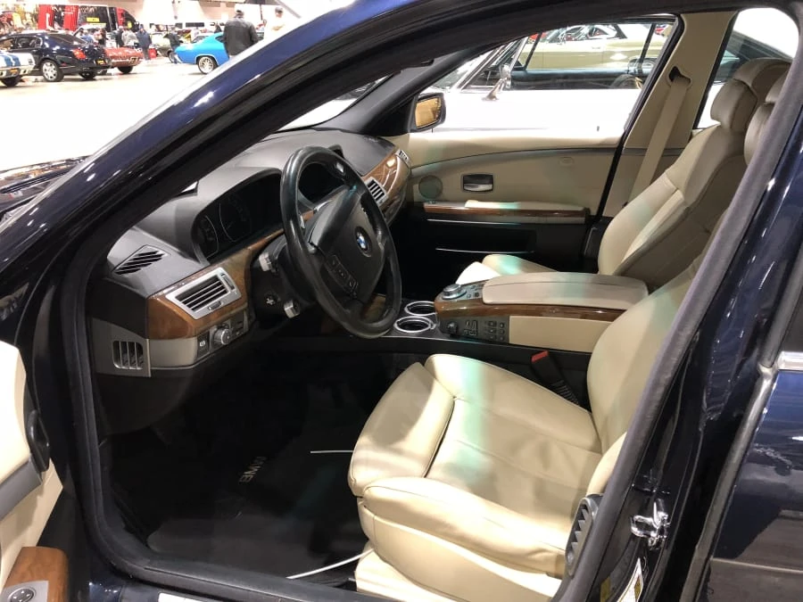 2006 BMW E65/E66 750i & 760i Sedan - Image 2 of 3