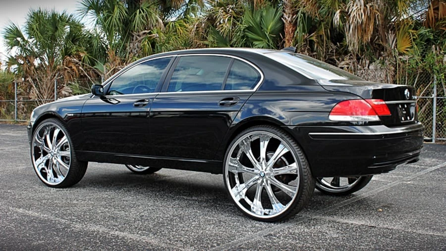 2006 BMW E65/E66 750i & 760i Sedan - Image 2 of 7
