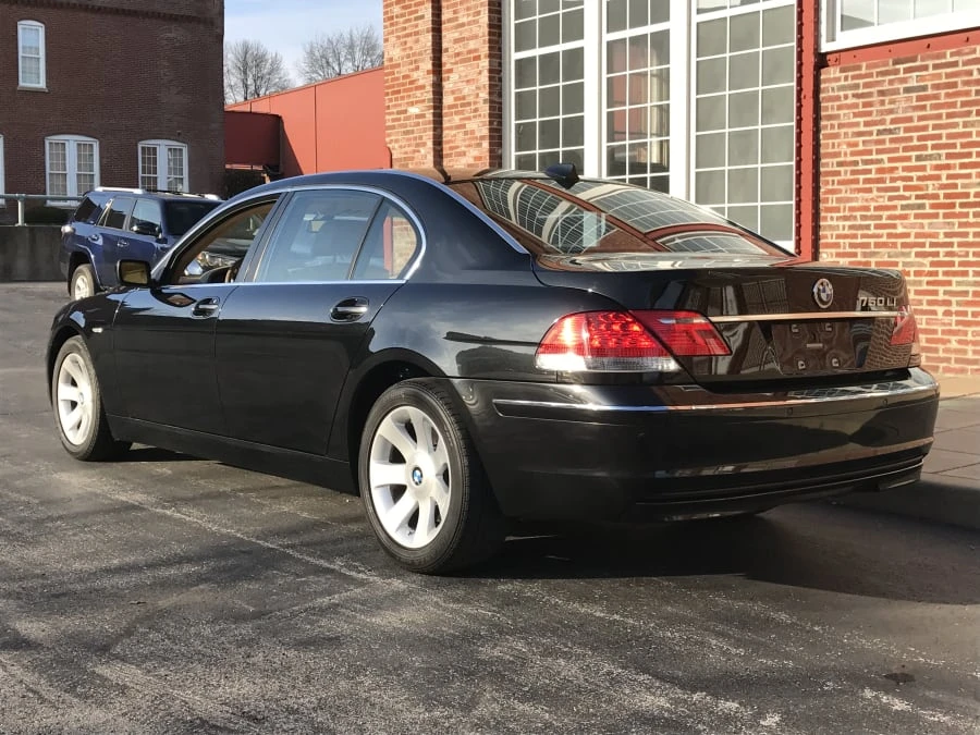 2006 BMW E65/E66 750i & 760i Sedan - Image 3 of 8