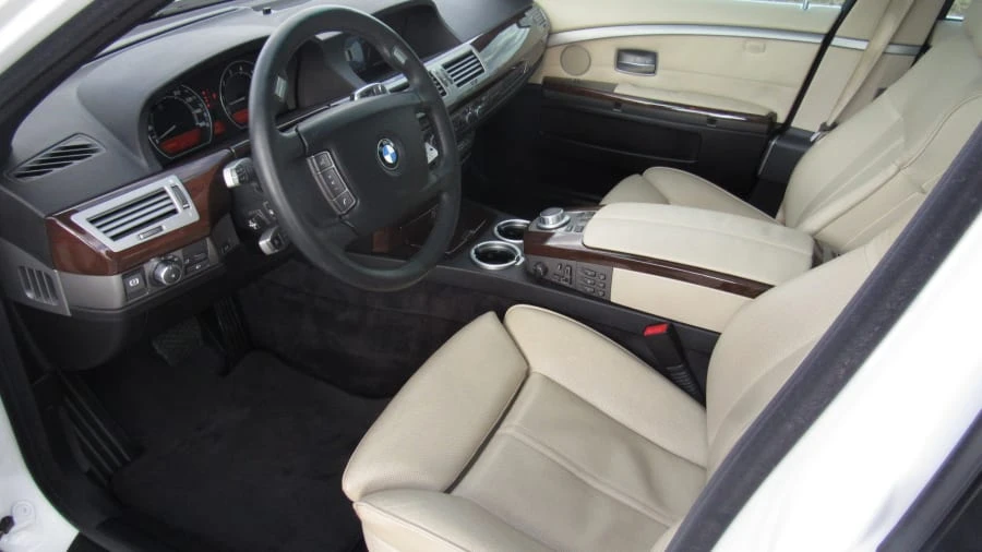 2006 BMW E65/E66 750i & 760i Sedan - Image 4 of 10