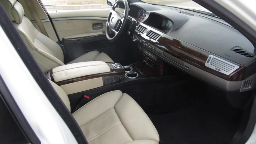 2006 BMW E65/E66 750i & 760i Sedan - Image 5 of 10