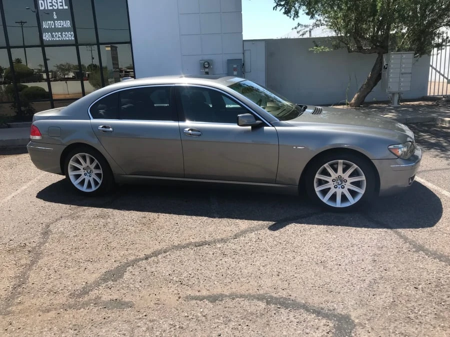 2006 BMW E65/E66 750i & 760i Sedan - Image 2 of 5