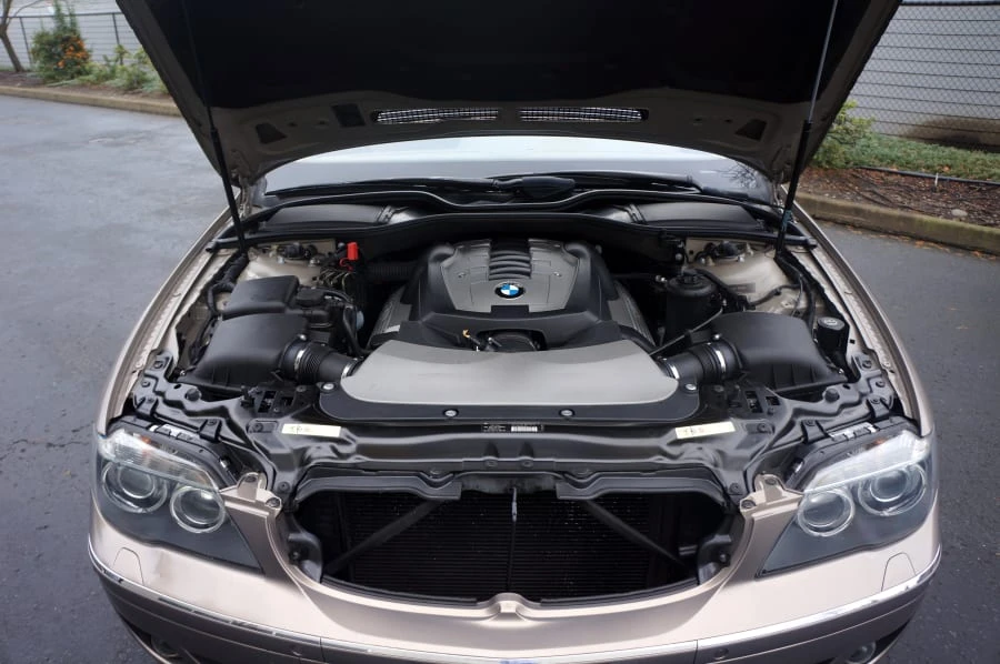 2006 BMW E65/E66 750i & 760i Sedan - Image 9 of 12