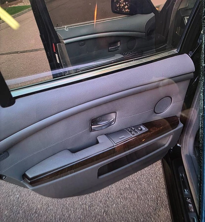 2006 BMW E65/E66 750i & 760i Sedan - Image 11 of 17
