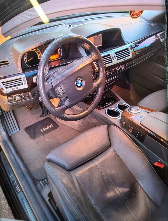 2006 BMW E65/E66 750i & 760i Sedan - Image 16 of 17