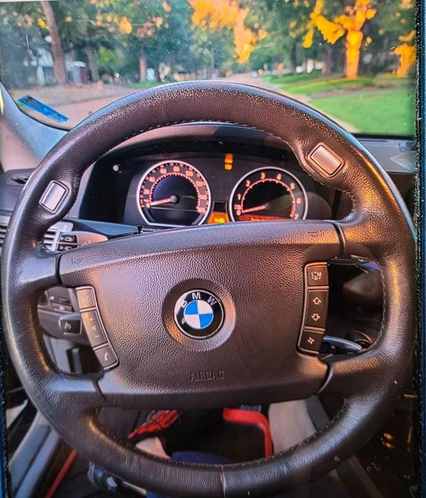 2006 BMW E65/E66 750i & 760i Sedan - Image 6 of 17