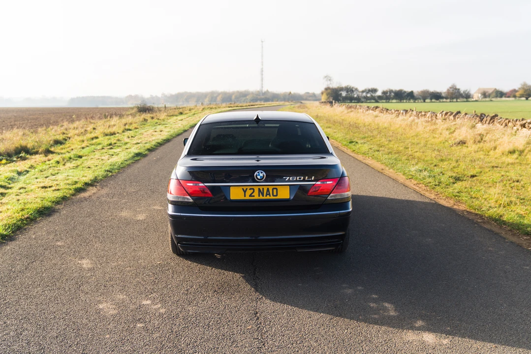 2006 BMW E65/E66 750i & 760i Sedan - Image 10 of 31