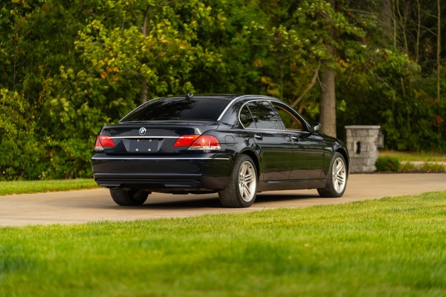 2006 BMW E65/E66 750i & 760i Sedan - Image 3 of 18