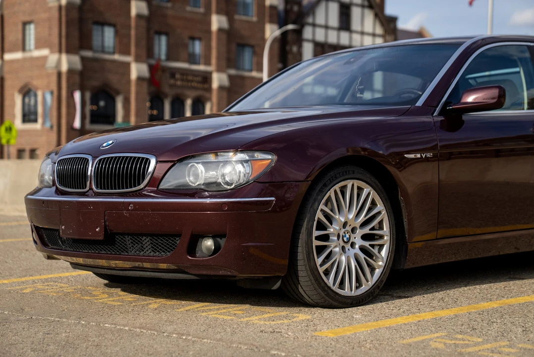 2006 BMW E65/E66 750i & 760i Sedan - Image 30 of 31