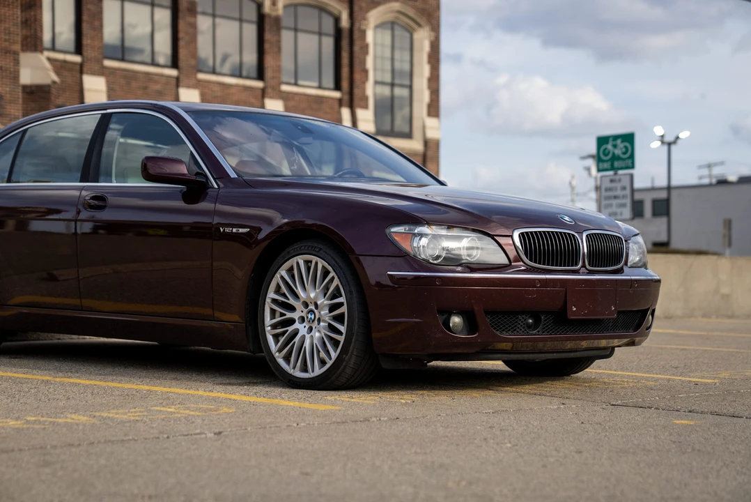 2006 BMW E65/E66 750i & 760i Sedan - Image 28 of 31