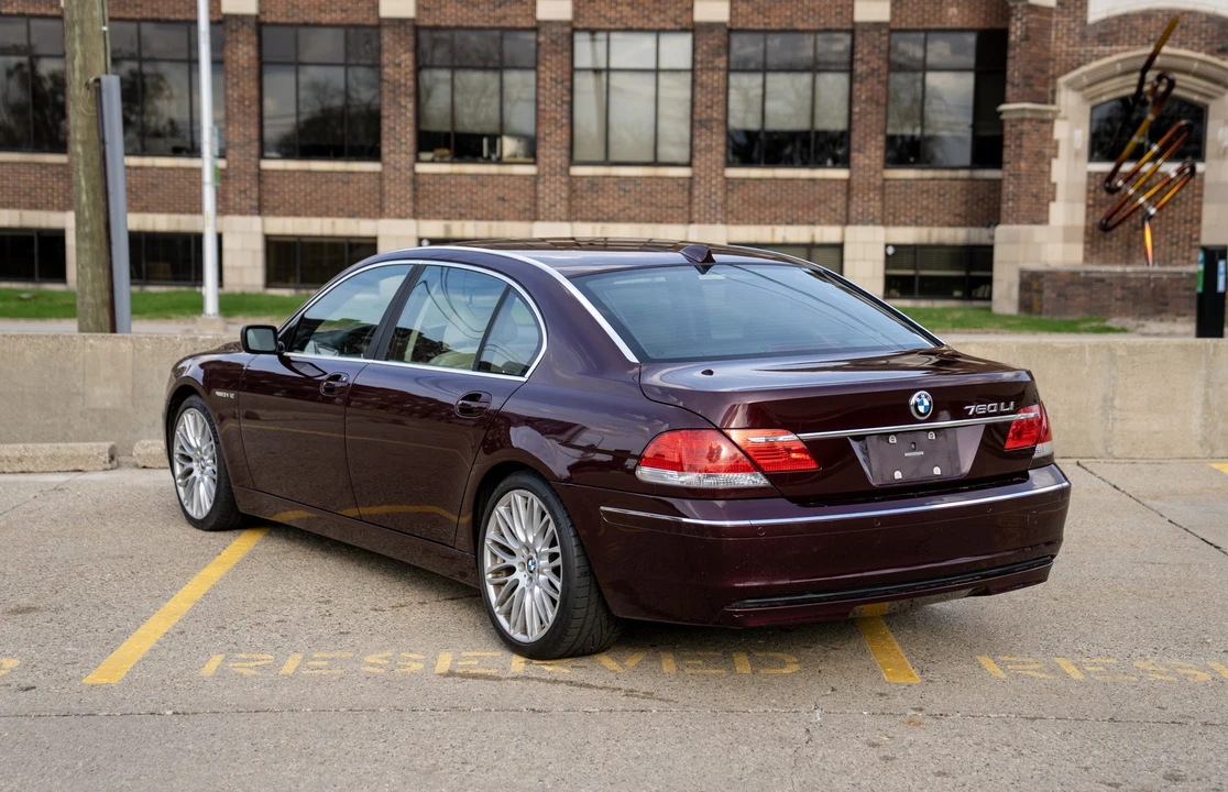 2006 BMW E65/E66 750i & 760i Sedan - Image 10 of 31