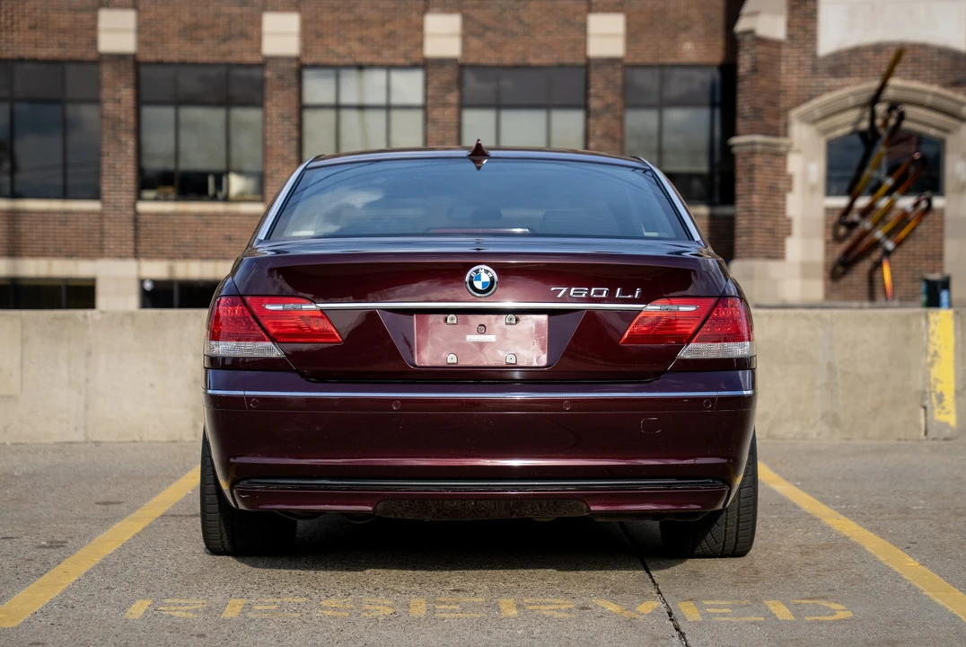 2006 BMW E65/E66 750i & 760i Sedan - Image 13 of 31