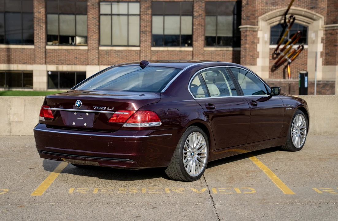 2006 BMW E65/E66 750i & 760i Sedan - Image 14 of 31