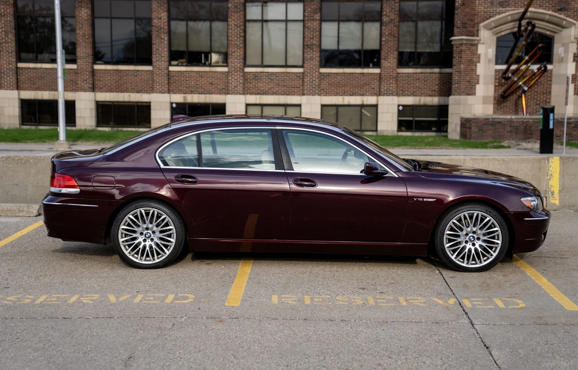 2006 BMW E65/E66 750i & 760i Sedan - Image 16 of 31