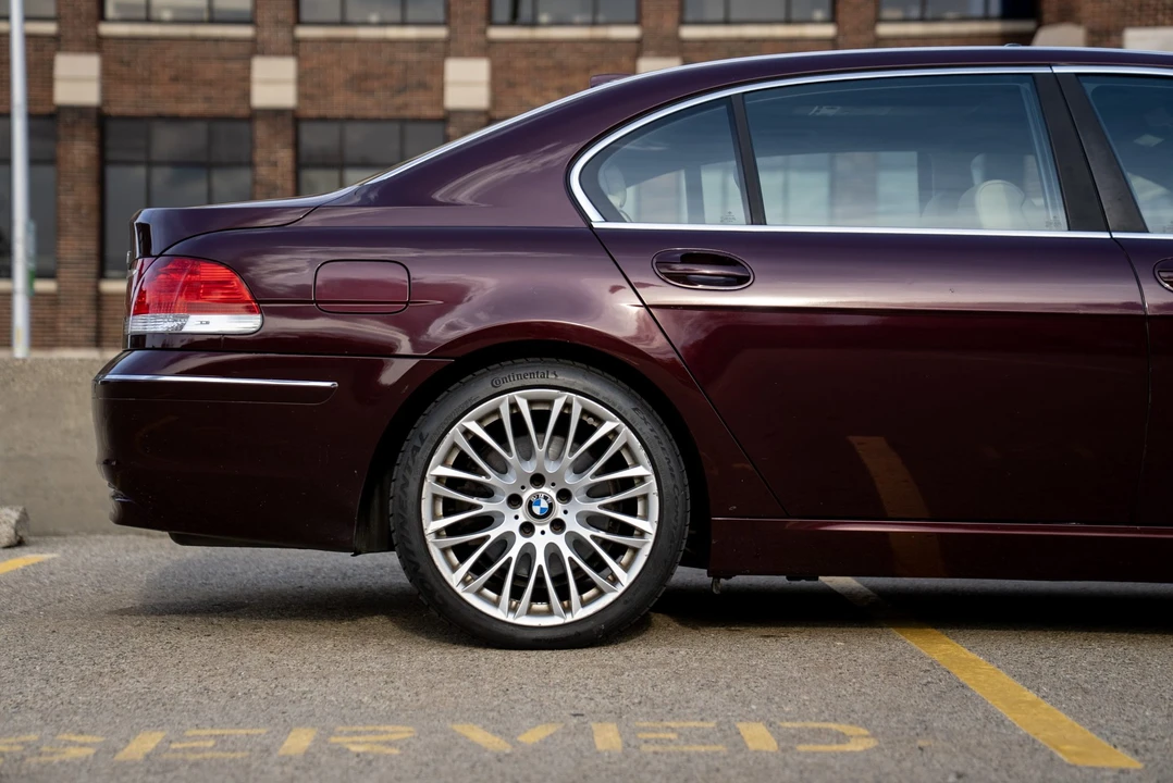 2006 BMW E65/E66 750i & 760i Sedan - Image 26 of 31