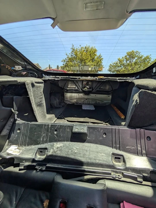 2006 BMW E63/E64 645Ci & 650i - Image 5 of 8