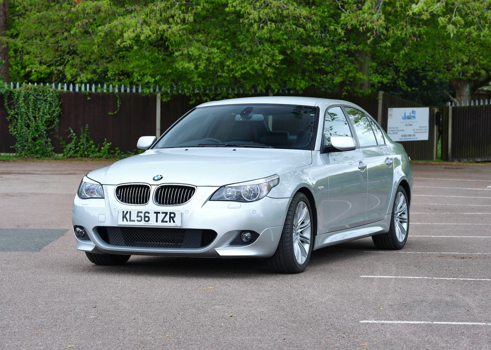 2006 BMW E60 5 Series Sedan - Image 14 of 31