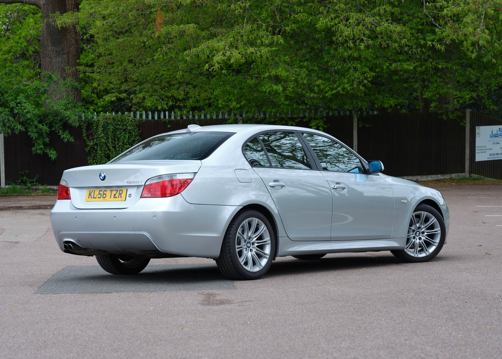 2006 BMW E60 5 Series Sedan - Image 3 of 31