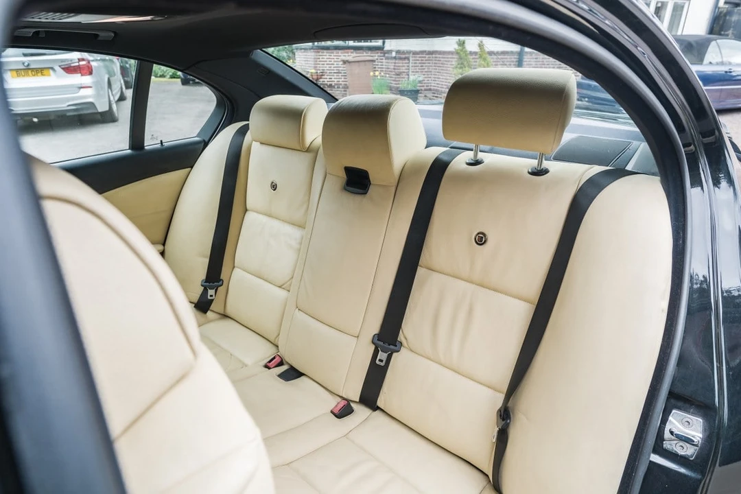 2006 BMW Alpina B5 - Image 13 of 30