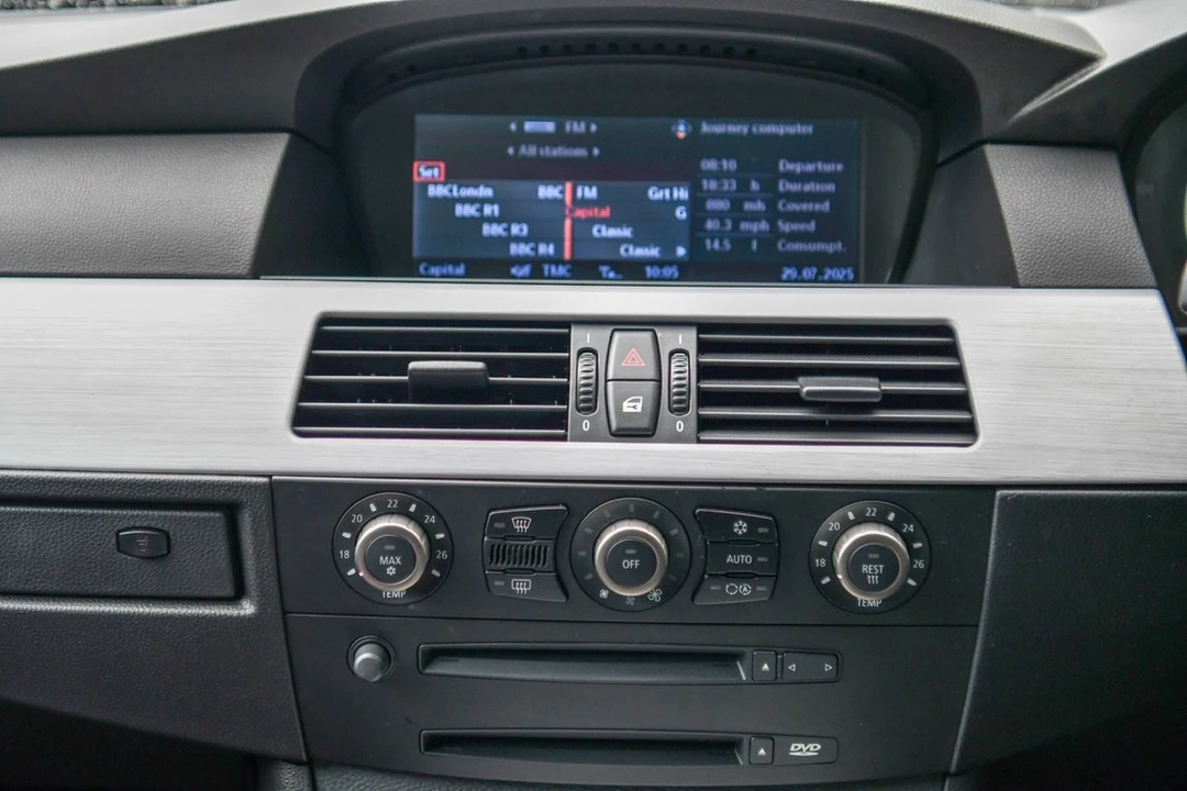 2006 BMW E60 M5 - Image 27 of 30