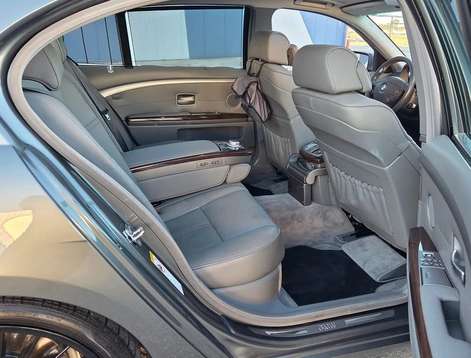 2006 BMW E65/E66 750i & 760i Sedan - Image 13 of 20