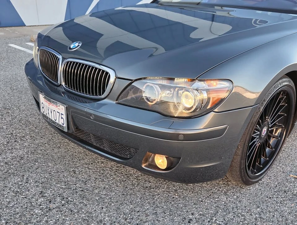 2006 BMW E65/E66 750i & 760i Sedan - Image 7 of 20