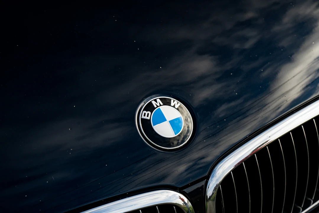 2006 BMW E65/E66 750i & 760i Sedan - Image 19 of 31