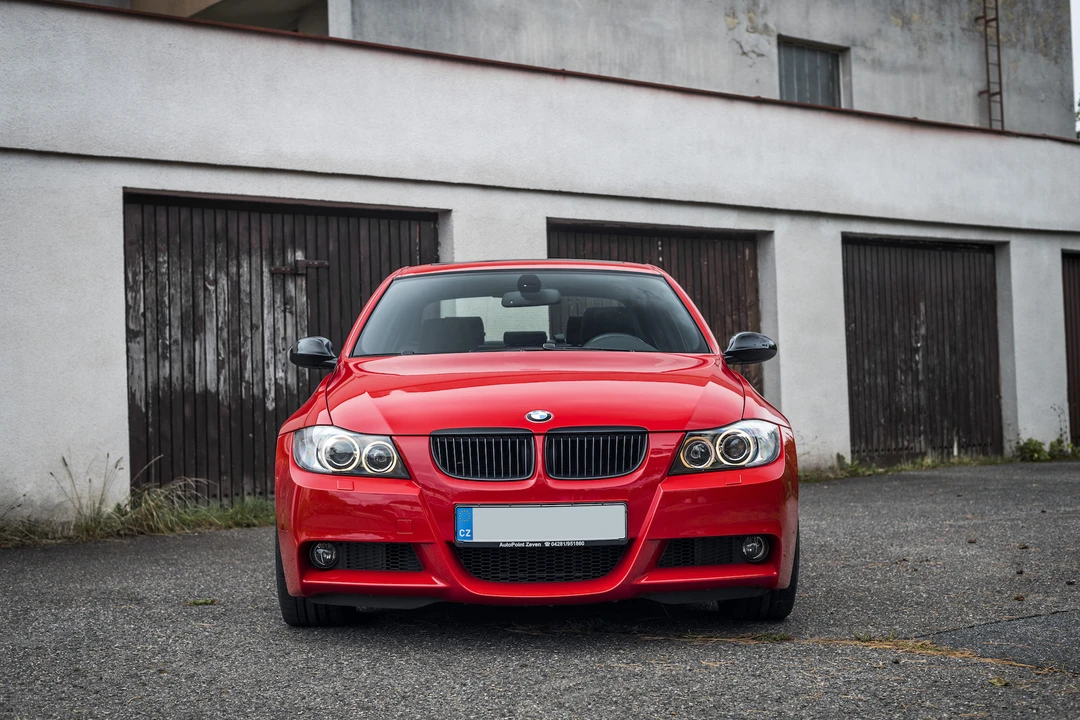 2006 BMW E90 3 Series Sedan - Image 3 of 31