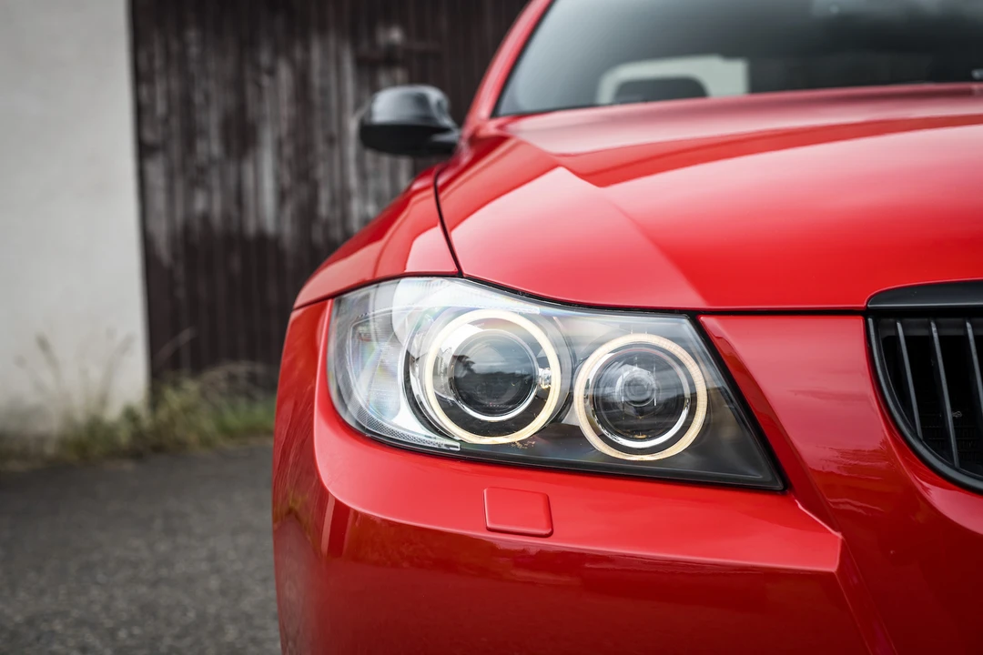 2006 BMW E90 3 Series Sedan - Image 25 of 31