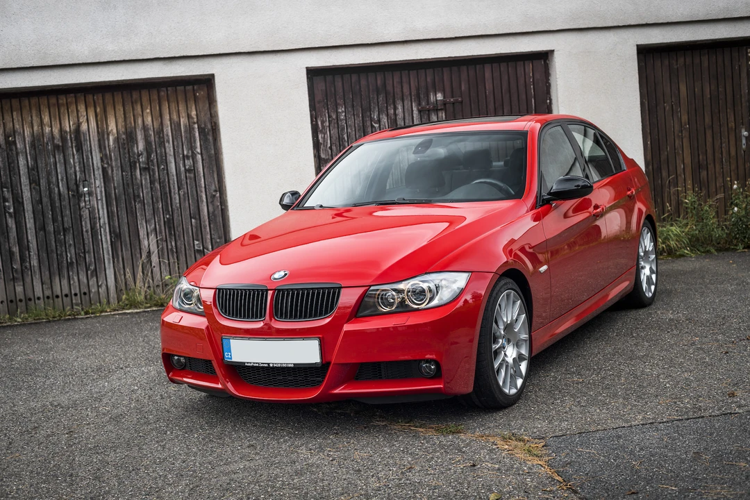 2006 BMW E90 3 Series Sedan - Image 12 of 31