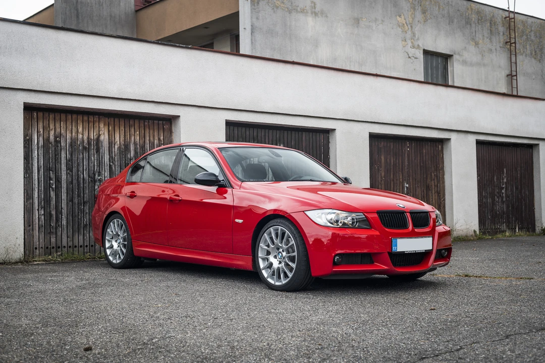 2006 BMW E90 3 Series Sedan - Image 18 of 31