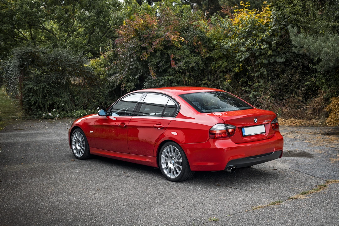 2006 BMW E90 3 Series Sedan - Image 16 of 31