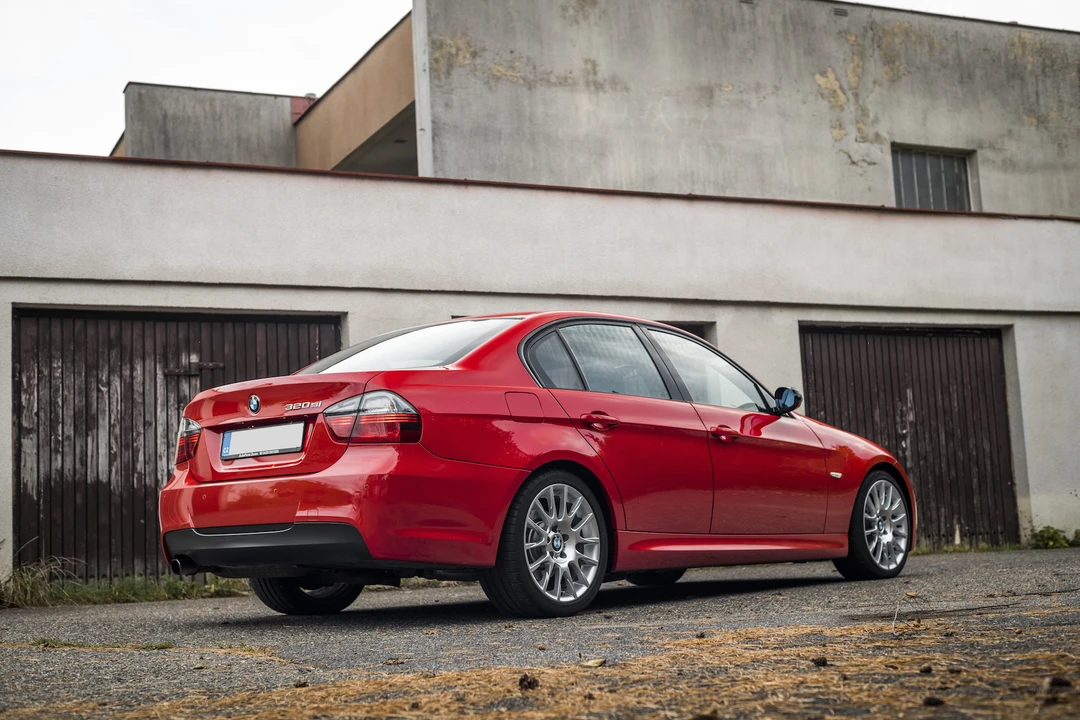 2006 BMW E90 3 Series Sedan - Image 9 of 31