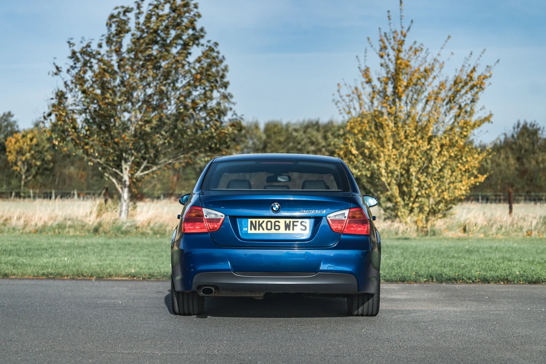 2006 BMW E90 3 Series Sedan - Image 15 of 31