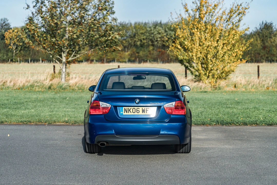 2006 BMW E90 3 Series Sedan - Image 7 of 31
