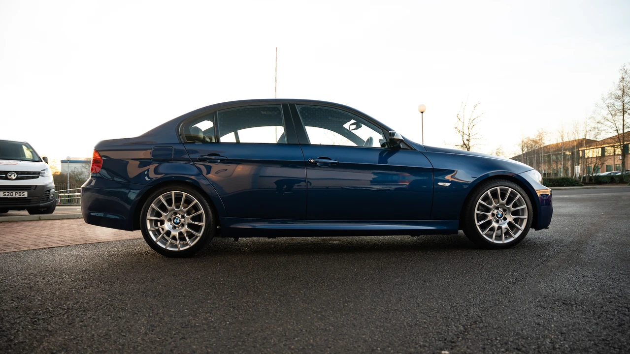 2006 BMW E90 3 Series Sedan - Image 12 of 31