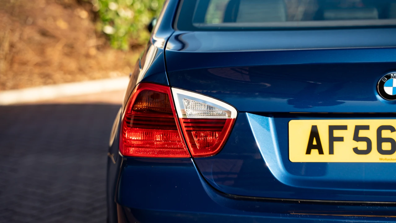 2006 BMW E90 3 Series Sedan - Image 24 of 31