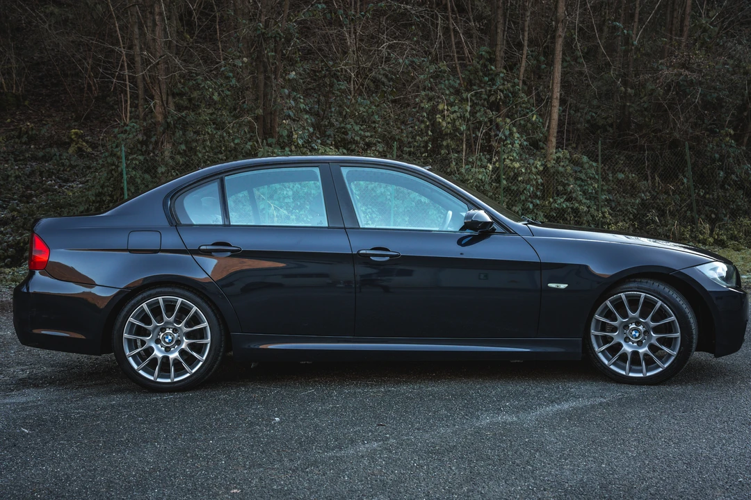2006 BMW E90 3 Series Sedan - Image 10 of 31