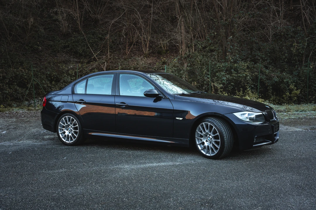 2006 BMW E90 3 Series Sedan - Image 9 of 31